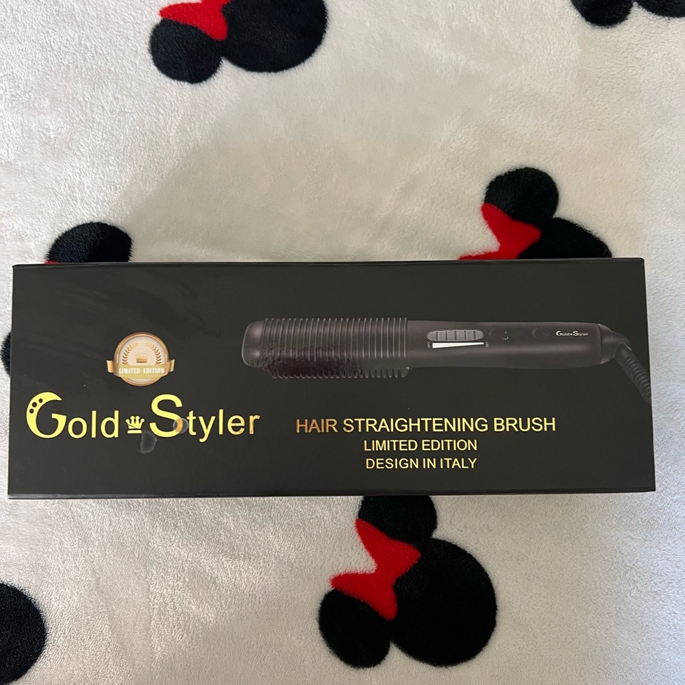 Hair straightening brush